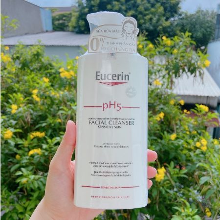 Sữa rửa mặt Eucerin pH5