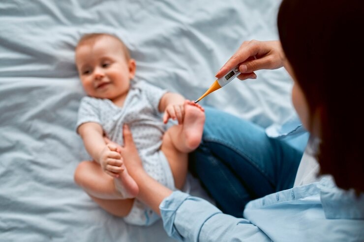 Lưu ý khi dùng cách hạ sốt cho trẻ sơ sinh nhanh nhất tại nhà